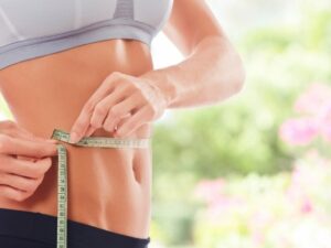 Cekricek.id - Menurunkan berat badan dan lemak di perut memang membutuhkan sebuah proses yang tidak instan. Butuh waktu yang cukup panjang untuk menghilangkan lemak-lemak tersebut dari tubuh. Selain itu juga dibutuhkan kebiasaan makan yang lebih sehat dari waktu ke waktu untuk mengembalikan tubuh ke kondisi yang lebih sehat.