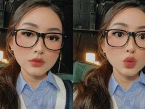 Cekricek.id - Natasha Wilona tampil beda dengan sebuah kacamata bingkai hitam yang menghiasi wajahnya. Ditambah dengan rambut panjang bergelombangnya yang dikuncir rendah, lengkap dengan pakaiannya yang terdiri dari rompi rajut dan kemeja biru. Total penampilan Wilona mirip seperti gaya ibu guru killer namun dalam versi cantik.