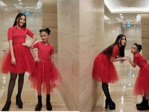 Cekricek.id - Ayu Ting Ting dan Bilqis putrinya tampil kompak dengan balutan gaun ala-ala penari balet. Ibu dan anak itu juga terlihat begitu serasi layaknya sepasang sahabat. Meski terpaut usia yang begitu jauh, Ayu tetap berhasil menyeimbangi gaya anaknya.
