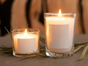 Cekricek.id – Tak hanya untuk menerangi ruangan, lilin jug ada yang digunakan sebagai pengharum, pengatur suasana hati hingga menciptakan momen yang romantis. Lilin beraroma adalah jenis yang paling digemari karena baunya yang variatif dan menyegarkan. Namun tak hanya sekedar wangi, lilin beraroma juga memiliki banyak manfaat kesehatan tak tertuga terhadap tubuh.