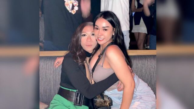 Cekricek.id - Sosok artis sekaligus juga penyanyi cantik Bebby Fey menjadikan bunda Corla sebagai idolanya. Keduanya hilangkan rasa stresnya