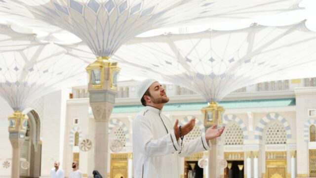 Cekricek.id - Rupanya Allah menetapkan ada berbagai golongan yang akan menghiasi dan menempati surga tertinggi., yakni firdaus