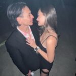Jefri Nichol hebohkan warganet dengan potret mesranya bersama dengan artis cantik Caitlin Halderman yang diminta untuk segera menikah.