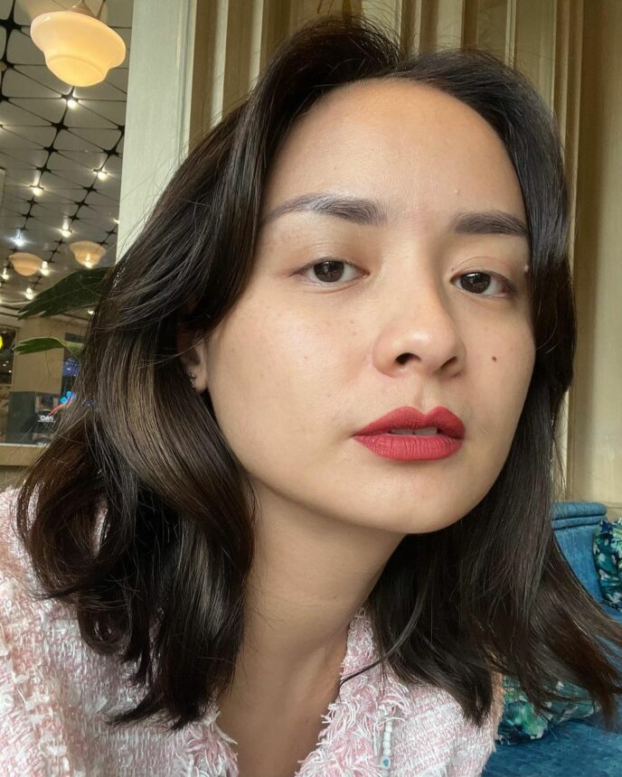 4 Artis Ini Umumkan Hamil di Luar Nikah