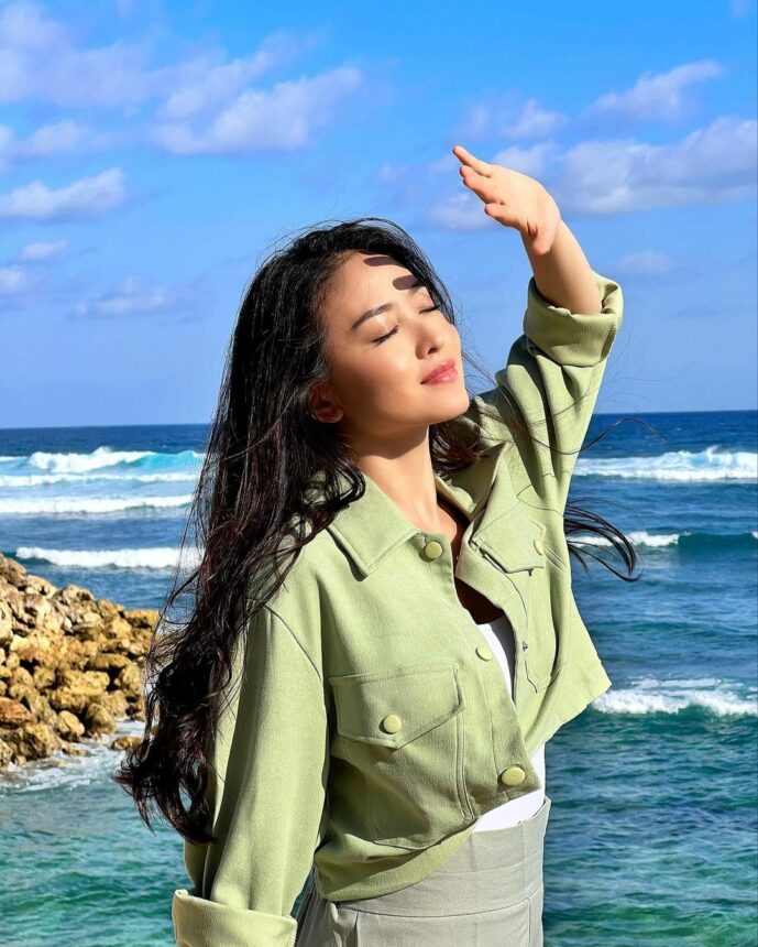 Intip Potret Natasha Wilona yang Selalu Dipuji Wanita "High Class"