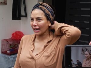 Nikita Mirzani resmi ditahan hari ini, Selasa (25/10/2022) atas laporan dugaan pencemaran nama baik terhadap Dito Mahendra.