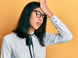 Siapa bilang penyakit pikun hanya menyerang orang-orang sudah berumur atau para lansia saja. Para anak muda juga harus waspada karena ternyata penyakit pikun
