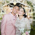 Cekricek.id - Raffi Ahmad belakangan ini viral dan trend disebut-sebut ingin membeli salah satu klub bola terbesar yaitu Manchester United