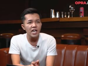 Cekricek.id - Seorang pria bernama Frans sukarela menjadi simpanan dari Oma-oma. Mencengangkan lagi, hal tersebut terjadi selama 6 bulan