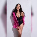 Cekricek.id - Artis Sophia Latjuba kembali memamerkan potretnya dengan menggunakan pakaian terbuka, penampilannya makin percaya diri