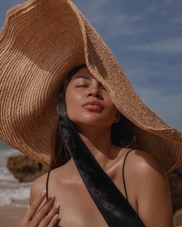 Senyum Ariel Tatum Begitu Candu, Cantiknya Khas Wanita Indonesia