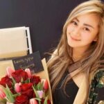 Denise Chariesta hebohkan jagat maya aksinya yang menunjukkan bukti soal dirinya yang penah menjadi orang keiga dalam rumah tangga RD.