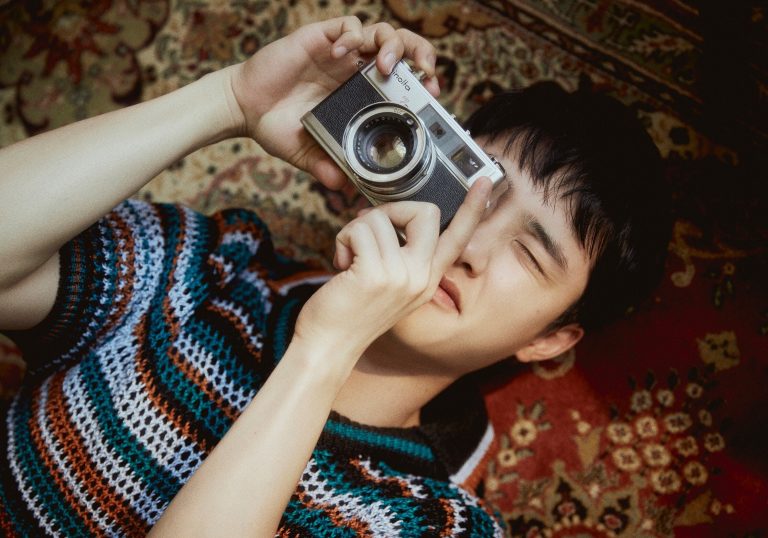 Jadi Idol Kpop Multitalenta, Ini 6 Alasan D.O. EXO Digemari Banyak Orang