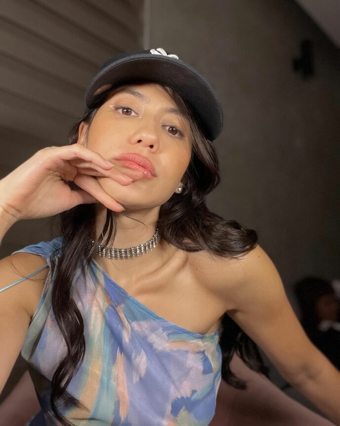 Jalani Aktivitas yang Padat, Potret Pevita Pearce Kecapean Aja Tetap Kelihatan Cantik