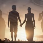 Cekricek.id - Keterbukaan secara emosional dalam suatu hubungan sangat diperlukan. Namun, untuk membuka diri terkadang ada banyak ketakutan yang membuat orang lebih suka menutup diri dari pasangannya.