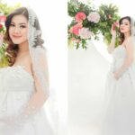 Cekricek.id - Artis cantik sekaligus pengusaha produk kecantikan, Felicya Angelista baru-baru ini membagika  potret dirinya yang dibalut gaun pernikahan. Gaun panjang yang menyentuh lantai itu tetap terlihat cocok dikenakannya meski dalam keadaan hamil besar.