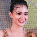 Penyanyi dangdut Wika Salim mengunggah beberapa potretnya yang memakain baug mewah dan rpk pecah bulu yang jadi sorotan warganet.