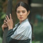 Cekricek.id - Kembali lagi artis cantik Aurelie Moeremans mengeluarkan sejumlah ekspresi yang tergolong aneh, intip posenya