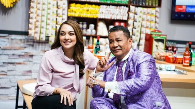 Cekricek.id - Kali ini pengacara kondang Hotman Paris berhasil membuat banyak dari netizen tak kuasa menahan air mata