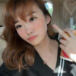 Cekricek.id - Kali ini justru banyak pujian yang diterima oleh Livy Renata ketika melakukan salam jari tengah. Netizen tergiang sindiran pedasnya