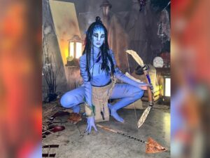Cekricek.id - Lagi-lagi nama Lucinta Luna kembali menjadi sorotan lantaran ide kostumnya dinilai selalu di luar nalar. Kini pilih jadi Avatar