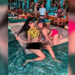 Cekricek.id - Banyak dari netizen dibuat mengucapkan kalimat istighfar ketika melihat sebuah foto daripada Lucinta Luna serta Denise Chariesta.