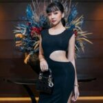 Cekricek.id - Lucinta Luna kembali membuat geger dikarenakan dari segi penampilan, inti pesonanya kenakan dress pinggang terbuka