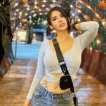 Cekricek.id - Maria Vania kali ini justru disamakan oleh hantu oleh banyak netizen. Karena wajah cantiknya selalu terbayang di mimpi netizen