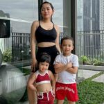 Cekricek.id - Netizen merasa gaya Rachel Vennya dan putri semata cantiknya bernama Chava terlihat kembar saat berolahraga