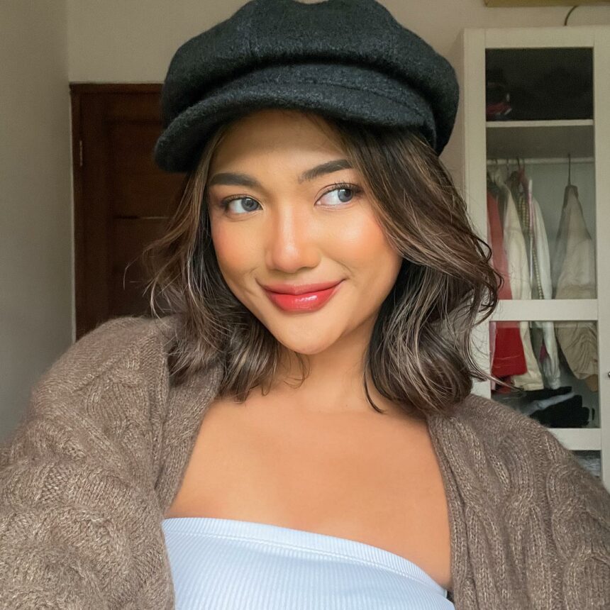 Intip Cantiknya Marion Jola Saat Selfie yang Gak Pernah Habis