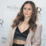 Cekricek.id - Lagi-lagi ini netizen memberikan julukan baru bagi Wulan Guritno yaitu sebagai sosok amazing woman dan tante terseksi