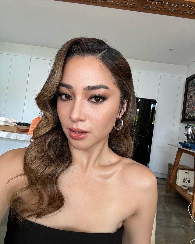 Udah Jadi Ibu, Wajah Baby Face dan Tubuh Ramping Nikita Willy Masih Kayak Anak Remaja Aja