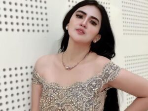 Diana Dee Starlight belum lama ini mmebagikan potret cantiknya di laman Instagram pribadinya yang menuia berbagai komentar warganet.