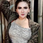 Diana Dee Starlight belum lama ini hebohkan jagat maya dengan unggahan potret seksinya yang langsung tuai sorotan warganet.