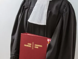 Cekricek.id - Pasal 103 KUHP (Kitab Undang-undang Hukum Pidana)