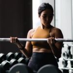 Gisella Anastasia mengunggah beberapa potret seksinya yang sedang ngegym memamarkan ototnya dan juga bentuk tubuhnya yang aduhai.