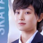 Artis cantik Natasha Wilona mengunggah foto barunya yang mengenakan setelan baju cowok, ia pun disebut mirip seperti boyband Korea.
