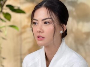 Pesona Nita Gunawan memperlihatkan penampilannya tanpa make up, ia lantas dipuji warganet karena wajahnya yang tampak cantik natural.