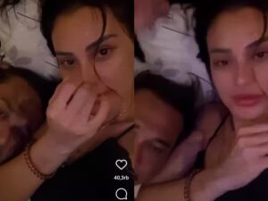 Nora Alexandra hebohkan jagat maya dengan aksinya yang memamerkan kemesraan di atas ranjang bersama dengan suaminya Jerinx.