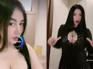 Pamela Safitri i hebohkan jagat maya dengan unggahan video di laman Instagram pribadinya yang memperlihatkan dadanya yang aduhai.
