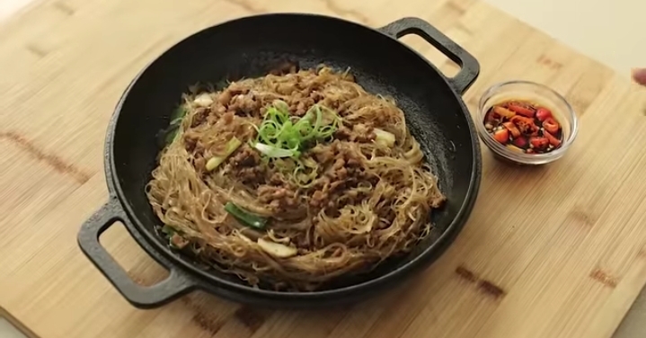Resep Sohun Ayam Claypot Ala Chef Devina Hermawan, Sajian Lezat untuk Santap Keluarga