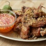 Cekricek.id - Ayam goreng saus Vietnam bisa dijadikan sebagai salah satu menu andalan makan siang di rumah. Bahan-bahan dan cara memasaknya pun cukup mudah untuk diikuti oleh para ibu rumah tangga.