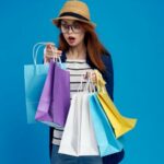 Cekricek.id - Banyak orang yang menjadikan belanja sebagai hobi. Mereka percaya bahwa belanja adalah salah satu kegiatan penghilang rasa stres. Namun, jika sudah menjadi kecanduan, akan menjadi suatu tanda adanya gangguan kesehatan mental.