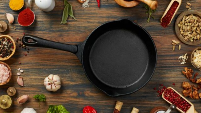 Cekricek.id - Resep masakan murah meriah tentunya menjadi sasaran banyak orang, terutama anak kos. Hal itu tak lain untuk menghemat uang jajan agar biaya hidup di rantau orang bisa tercukupi.