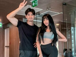 Cekricek.id - Transgender cantik Lucinta Luna ramai disorot karena kedekatannya dengan seorang pria tampan asal Jepang bernama Kensuke. Keduanya kerap membagikan momen dari pertemuan yang mereka lakukan, salah satunya yang paling sering adalah saat berolahraga di gym.
