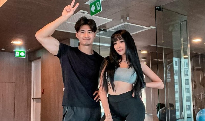 Cekricek.id - Transgender cantik Lucinta Luna ramai disorot karena kedekatannya dengan seorang pria tampan asal Jepang bernama Kensuke. Keduanya kerap membagikan momen dari pertemuan yang mereka lakukan, salah satunya yang paling sering adalah saat berolahraga di gym.