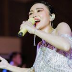 Cekricek.id – Wika Salim dihujat oleh netizen sebagai penyanyi dangdut yang tidak berbakat dan terkenal karena bermodalkan kecantikan dan bodi seksi saja. Mendengar kata-kata itu, tentu perempuan berusia 30 tahun itu bukannya marah tapi memberikan balasan yang terkesan santai.