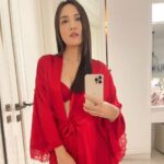 Cekricek.id – Shandy Aulia adalah aktris cantik yang semasa mudanya aktif membintangi film layar lebar dan sinetron. Cukup lama tak muncul, tahun ini pun dia kembali dengan sinetron baru yang tayang di salah satu stasiun TV nasional. Tentu saja, segala aktifitasnya masih tetap dipantau penggemar lewat media sosial.