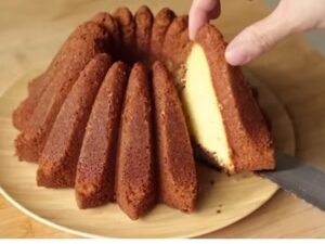 Ceksricek.id  - Resep butter cake spesial ala chef Devina Hermawan bisa dijadikan salah satu sajian yang bisa dicoba untuk perayaan natal atau tahun baru bersama keluarga.