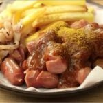 Cekricek.id - Resep sosis kari bisa menjadi salah satu menu inspirasi untuk dihidangkan di malam perayaan tahun baru. Selain rasa sosis yang enak dan disukai banyak orang, bahan dan bumbu yang melengkapi masakan ini tentu akan membuat cita rasa lezatnya bertambah berkali-lipat.